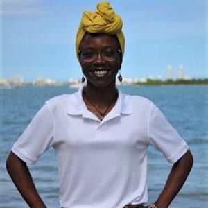 Meet your Posher, Tonika